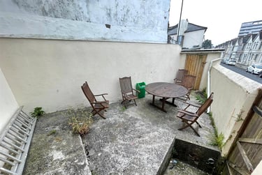 4 bed house, Derry Avenue, North Hill, Plymouth, PL46BH - Image 3